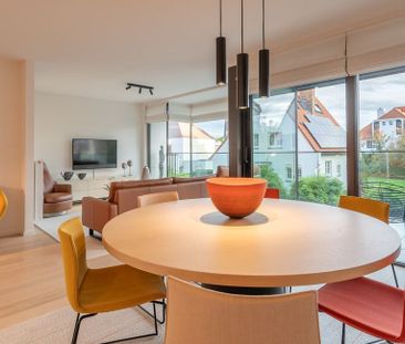 Appartement te huur in Knokke voor € 1.650 met 2 slaapkamers - Photo 3