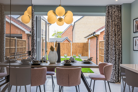 4 bedroom detached house to rent - Photo 3