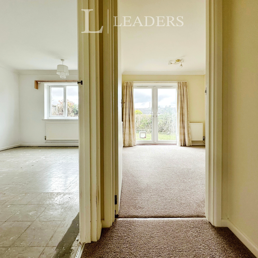 2 bedroom bungalow to rent 16 St. Clements Way, Brundall, Norwich, NR13 - Photo 1