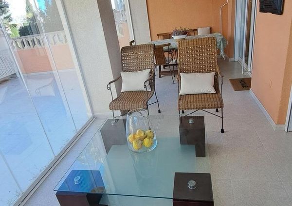 Spacious ground floor for rent with a pool and garden in Javea Arenal LONG TERM