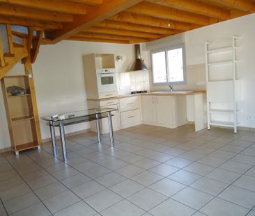 Montrodeix: maison de 100 m2 avec 3 chambres en location - Photo 3