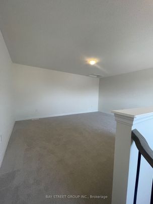 For Lease - 160 William Booth Avenue, Newmarket, Ontario - Photo 1