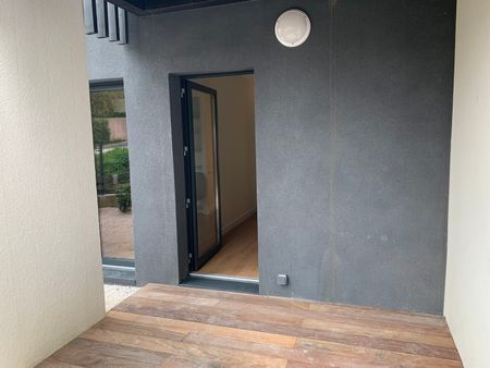 Location Appartement 3 pièces 54m² COGOLIN 83310 - Photo 4