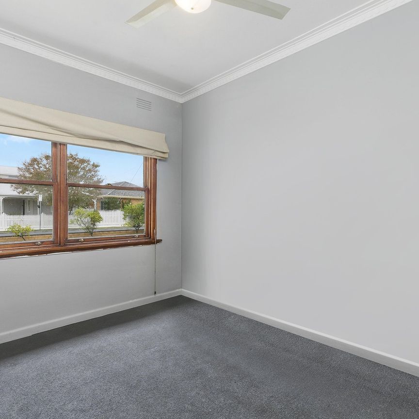 22 Hector Street, Geelong West - Photo 1