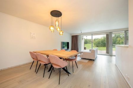 Gelijkvloers appartement met uniek groen zicht op GOLF van Brasschaat - Photo 2