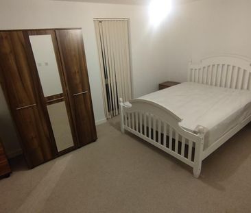 2 bedroom apartment to rent - Photo 6