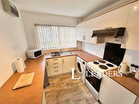 3 bedroom bungalow to rent - Photo 4