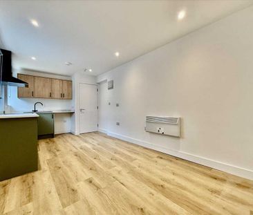 Studio to rent - Photo 6