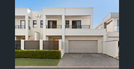 Four Bedrooms with Impeccable Views and Perfectly Positioned. - Photo 4