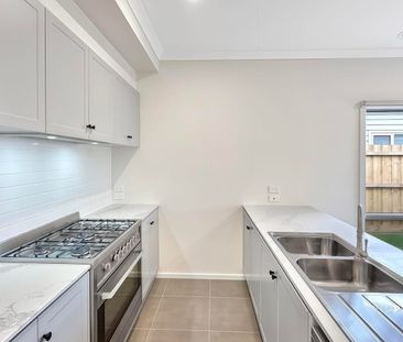 WELL MAINTAINED HOME! - Photo 5