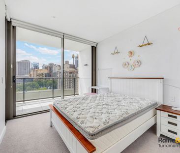 Fully Furnished Two-bedroom Apartment located in the heart of CBD - Photo 1