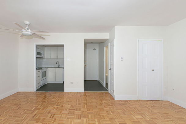 For Lease - 55 Isabella Street Unit# 204, Toronto, Ontario - Photo 1