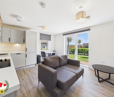 Minett Road, Yate, Bristol - Photo 5