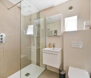 Manor Road, Richmond, Surrey, TW9 - Photo 6