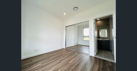 Near New Family Home - Photo 3