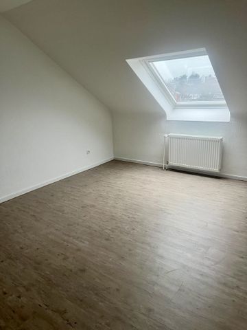 2,5 Raum DG Wohnung mit Südloggia, im 8 Fam. Haus, ruhiger Wohnlage ! Kirchhelle ... - Photo 5