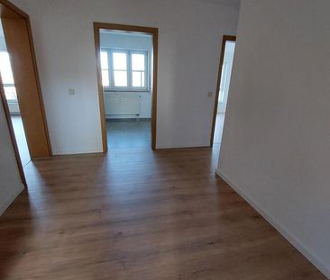 Dein neues Zuhause- 2 Raumwohnung mit Balkon - Photo 2