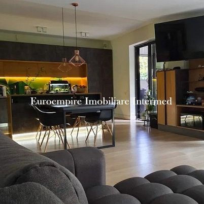 Casa de inchiriat in Constanta, Viile Noi - 250 mp - Fotografie 1