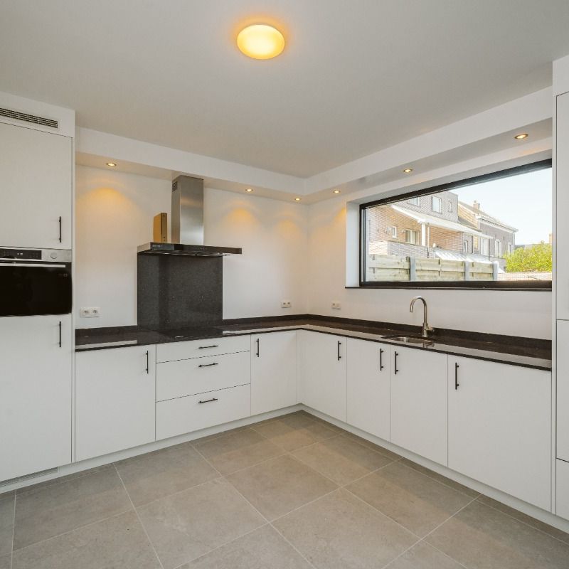 Prachtige nieuwbouwwoning met 3 slaapkamers te huur in Pelt - Photo 1