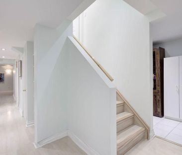 For Lease - 5386 Landsborough Avenue, Mississauga, Ontario - Photo 2