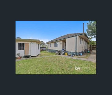 COURT LOCATION CLOSE TO LOCAL PARK - Photo 6