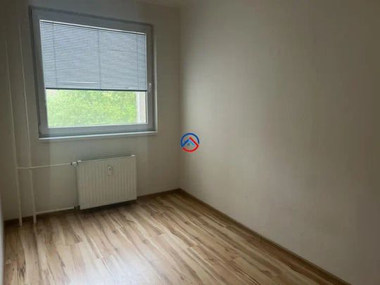Pronájem zrekonstruovaného bytu 4+1 v Šumperku - Fotografie 1