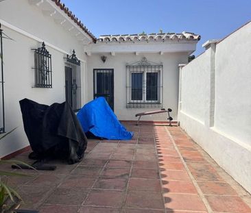 4 room luxury Villa for rent in Fuengirola, Spain - Photo 5