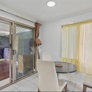Spacious Dual Living Home for Rent in Kingston - Photo 3