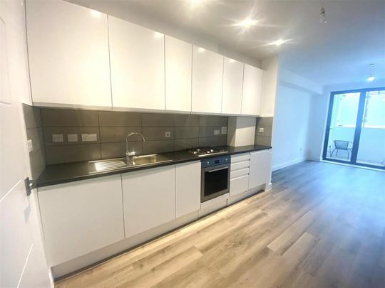1 bedroom flat to rent - Photo 1