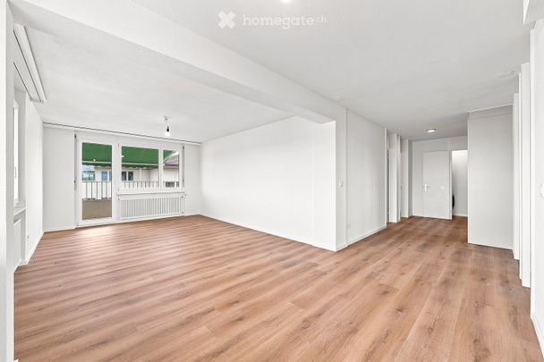 Erstvermietung nach Totalsanierung – 4½-Zimmer-Wohnung in Hünenberg - Photo 1