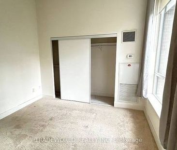 Yonge/Sheppard Ave East Luxurious 1Bdrm 11Ft Ceilings Near Subway - Photo 1