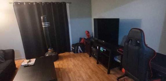 logement 3 1/2 chauffé/eau chaude - Photo 2