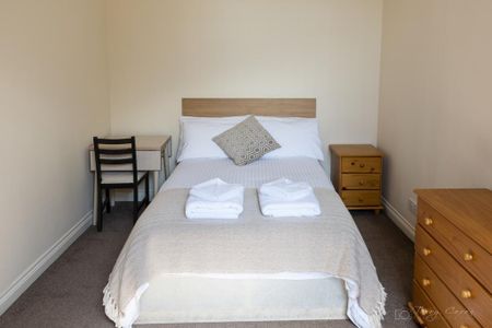 4 bedroom house share to rent - Photo 5