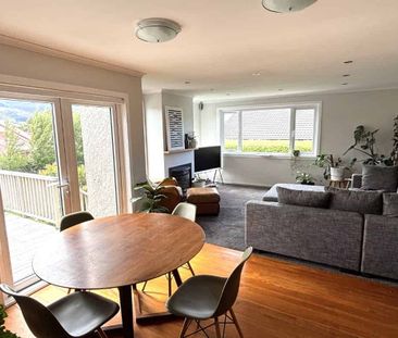 A Māori Hill Gem - Photo 5