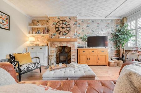 3 bedroom terraced house to rent - Photo 3