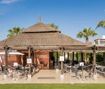 Apartamento planta baja en alquiler en Estepona - Photo 4