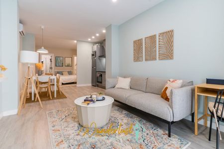 Carrer de Archena, Valencia, Valencian Community 46014 - Photo 5