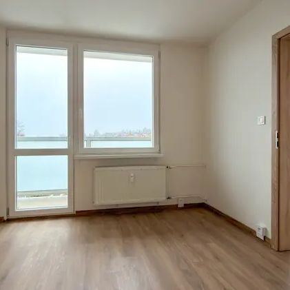 Pronájem bytu 2+1 v Trutnově, ulice Lomní - Fotografie 1