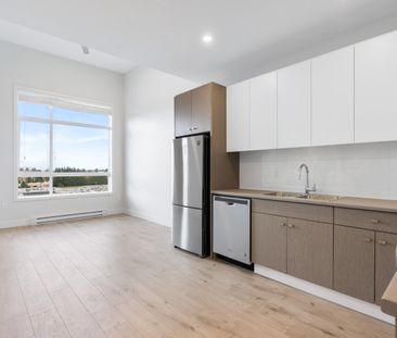 CINEMA APTS - 210B - C210B - Photo 6