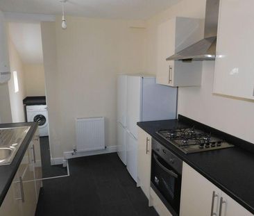 1 bedroom in a house share to rent - Photo 6