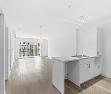 1 chambre à coucher 1 salle de bain Appartement - Photo 2