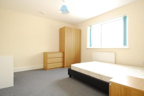 4 bedroom house to rent - Photo 1