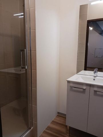 Appartement Lons Le Saunier 2 pièce(s) 86.90 m2 - Photo 4