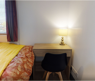 1 bedroom in a house share to rent - Photo 5