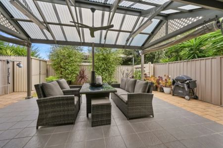 Spacious, Modern Elegance, and Perfectly Located Coastal Gem 3 Beds | 2 Baths | 1 Garage | - Photo 3