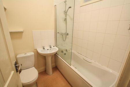 2 bedroom terraced house to rent - Photo 5