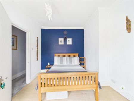3 bedroom terraced house to rent - Photo 4