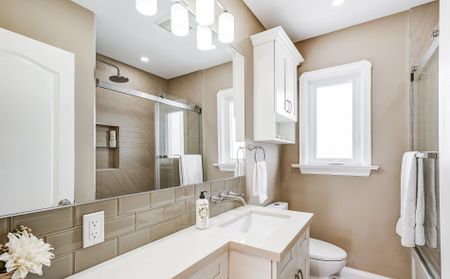 For Lease - 664 Gorham Street Unit# Main, Newmarket, Ontario - Photo 5