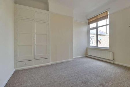 Lowcay Road, Southsea, PO5 - Photo 2