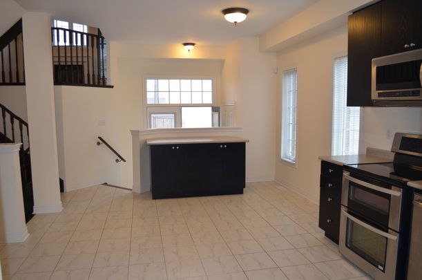 For Lease - 76 Rustle Woods Avenue, Markham, Ontario - Photo 1